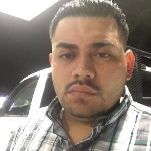 Meet your Posher, Carlos